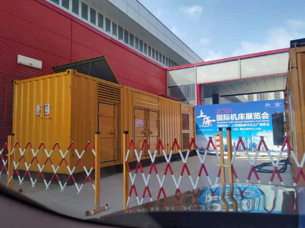 桥东发电车出租-发电机无电压或电压太低怎么办？